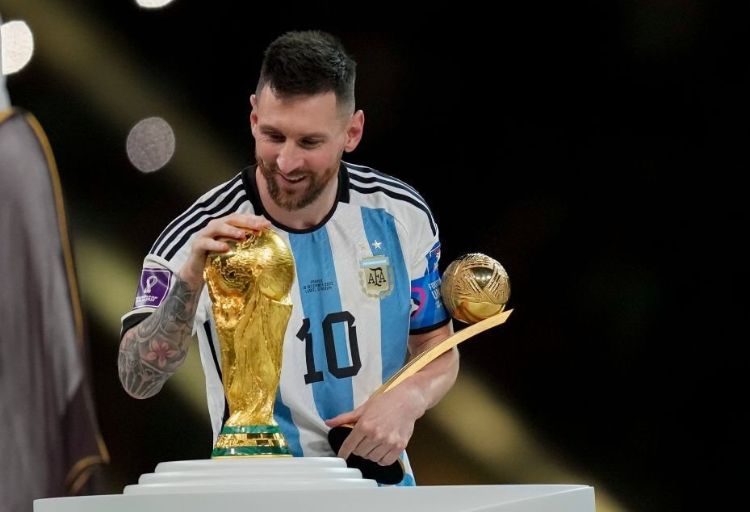 Messi cuo vô địch world cup 2022